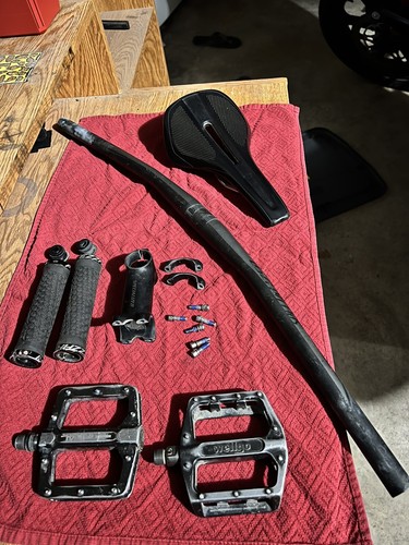 Bike components brain - &,